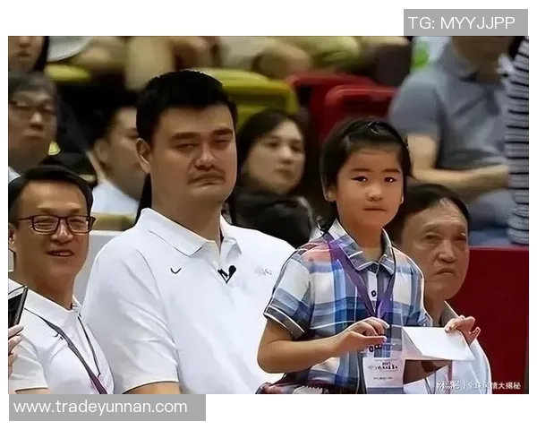 姚明与父亲的篮球情缘：从童年到巅峰的亲情故事