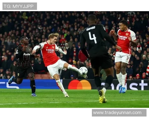 德甲焦点战拜仁小胜热刺乌龙球成比赛转折点引发转会热议 德甲焦点战拜仁小胜热刺乌龙球成比赛转折点引发转会热议