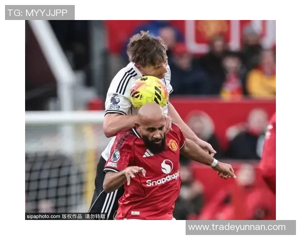 足总杯惊天逆转里昂5-0曼联乌龙球引发争议判罚全场沸腾