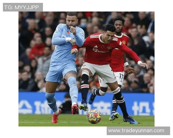 曼联狂胜拜仁五球大捷乌龙球瞬间点燃全场激情